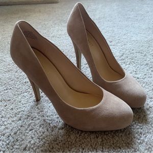 Nine West Gray/Beige Suede Heels